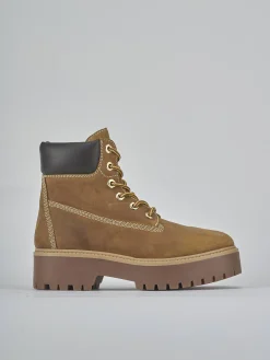 Sale Anfibi tacco 3cm nabuk Donna Anfibi