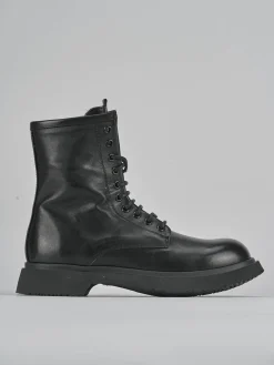 Anfibi tacco 2cm pelle Donna Anfibi