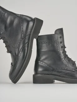 Clearance Anfibi tacco 2cm pelle Donna Anfibi