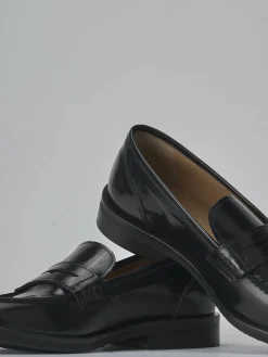 Clearance Mocassini tacco 2cm pelle Donna Mocassini