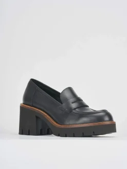 Outlet Mocassini tacco 5cm pelle Donna Mocassini