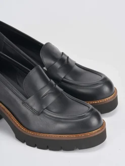 Outlet Mocassini tacco 5cm pelle Donna Mocassini