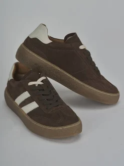 New Sneakers camoscio testa Donna Sneakers