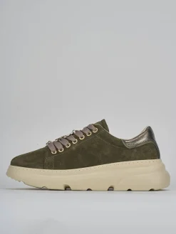 New Sneakers camoscio Donna Sneakers