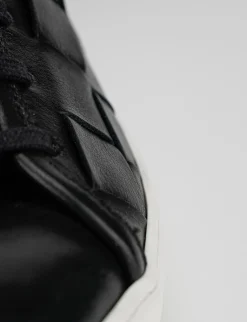 Clearance sneakers fondo gomma e soletto interno in vera pelle. tomaia in morbida pelle intrecciata Uomo Sneakers