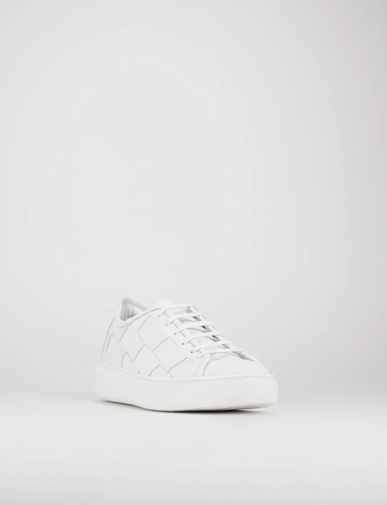 Clearance sneakers fondo gomma e soletto interno in vera pelle. tomaia in morbida pelle intrecciata Uomo Sneakers