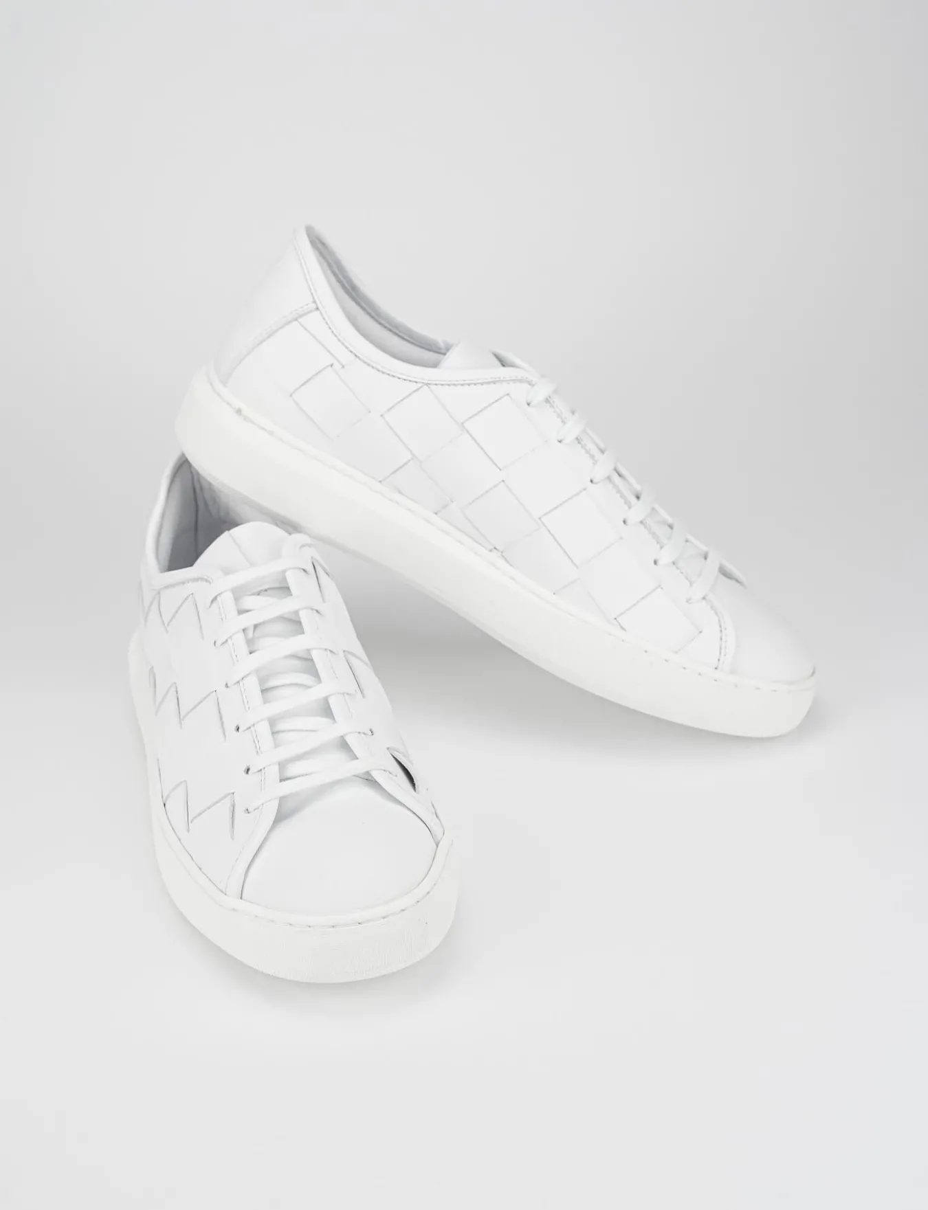 Clearance sneakers fondo gomma e soletto interno in vera pelle. tomaia in morbida pelle intrecciata Uomo Sneakers