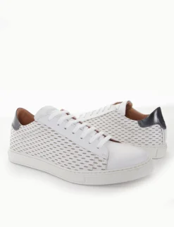 Outlet Sneakers fondo gomma e soletto interno in vera pelle. Tomaia in morbida pelle di vitello Uomo Sneakers