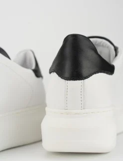 Outlet Sneakers pelle Donna Sneakers