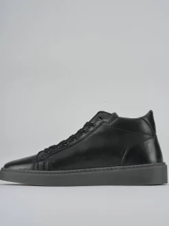 Online Sneakers pelle Uomo Sneakers