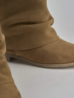 Stivali tacco 2cm camoscio Donna Stivali Tacco Basso