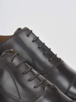 Sale Stringata tacco 2 cm testa pelle Uomo Stringate