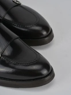 Outlet Stringate pelle testa Uomo Stringate